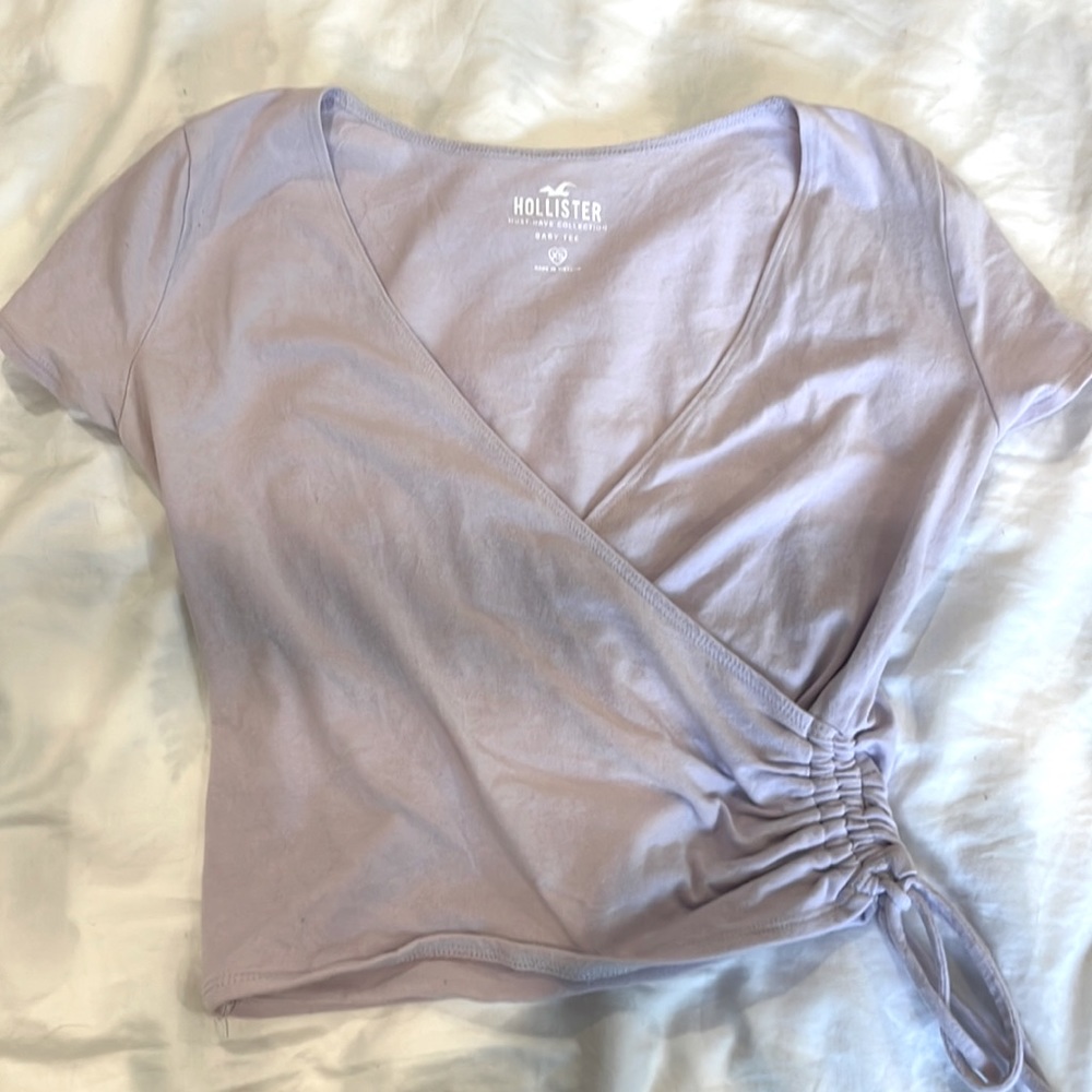 Hollister Baby Tee